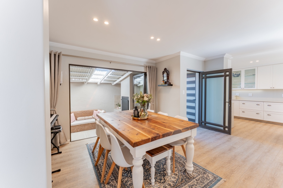 4 Bedroom Property for Sale in St Francis On Sea Eastern Cape